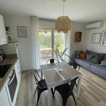 Holiday home Ty
